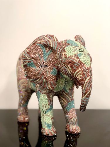 ELEPHANT small "J'ADORE" feat. Warhol, 2019